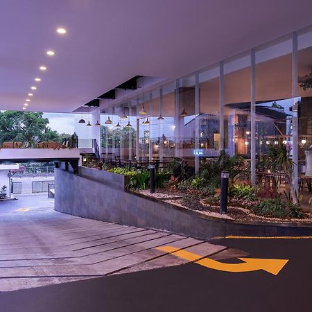 Luminor Hotel Purwokerto By Wh Экстерьер фото