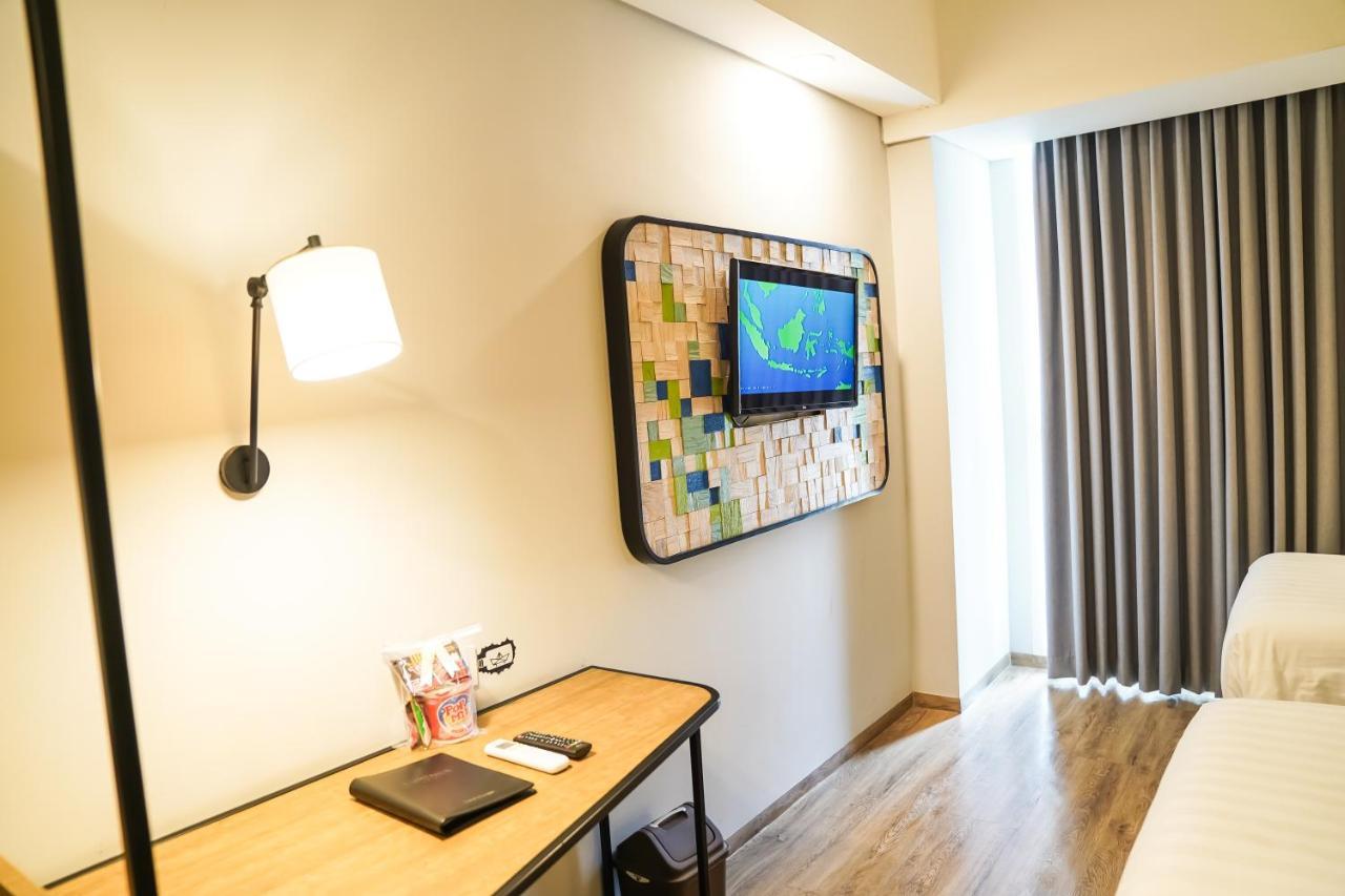 Luminor Hotel Purwokerto By Wh Экстерьер фото